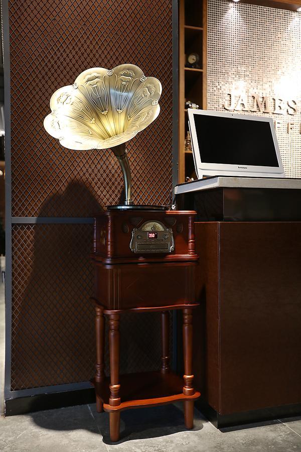 James Joyce Coffetel Hotel Guangzhou Baiyun Street North Branch エクステリア 写真
